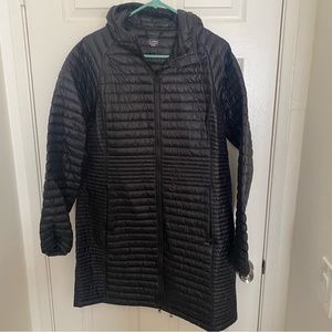 LL Bean womens ultra light 850 packable down sweater coat